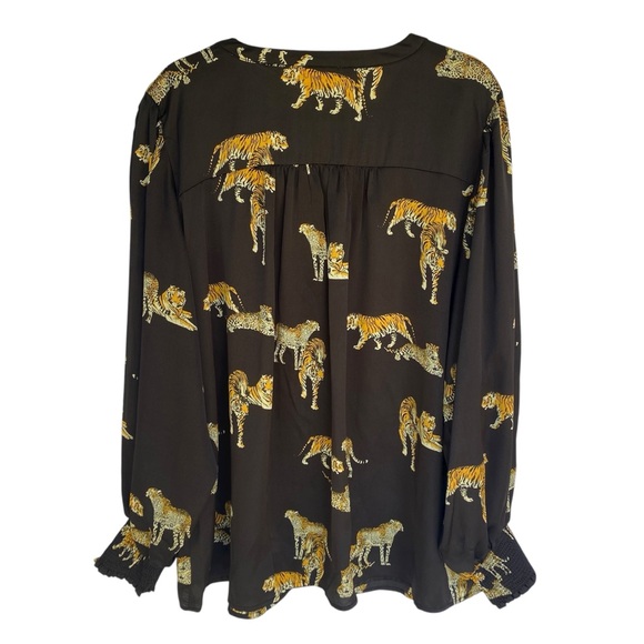 Easel Black Cheetah Tiger Print Long Sleeve Blouse Womens Plus Size 2X NWT Satin - Picture 2 of 12